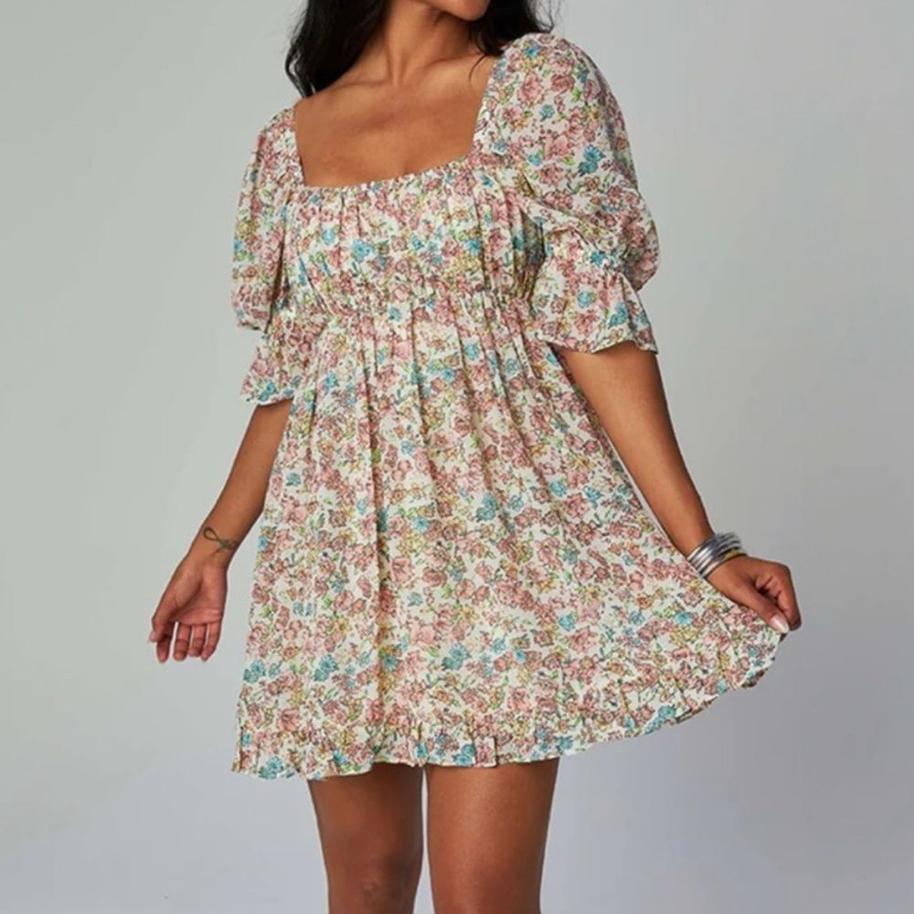 Buddy Love Valentina Floral Babydoll Puff Sleeve Dress Size Medium